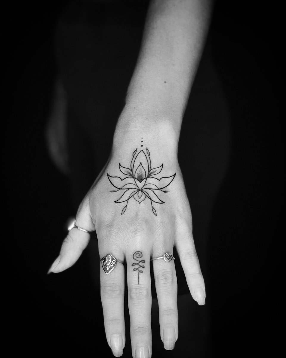 Mao - tattoo-tulum-mao-02.jpg